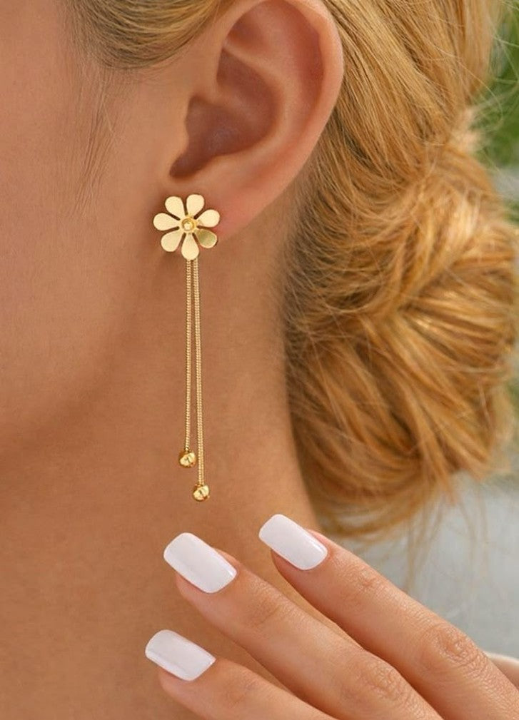 Daisy Flower Drop Earrings